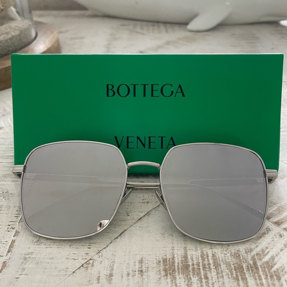 Bottega Veneta Square Mirror Sunglasses